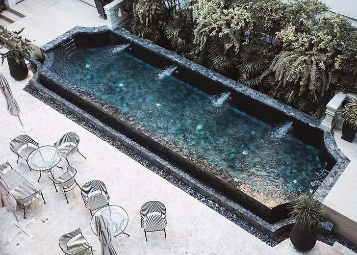 Once Hotel Bangkok