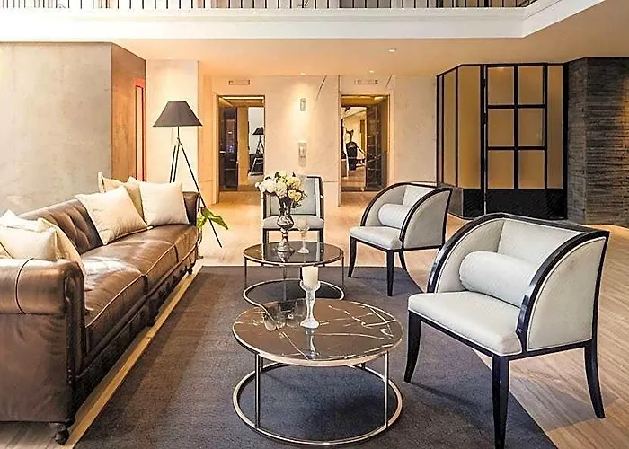 Once Hotel Bangkok