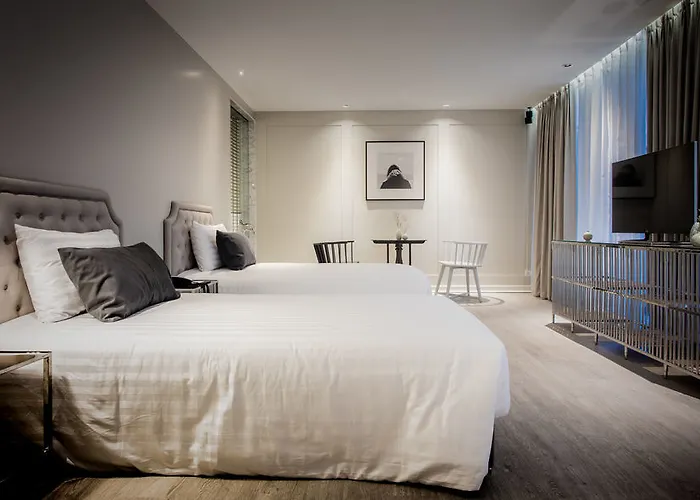 Hotel Once 4*